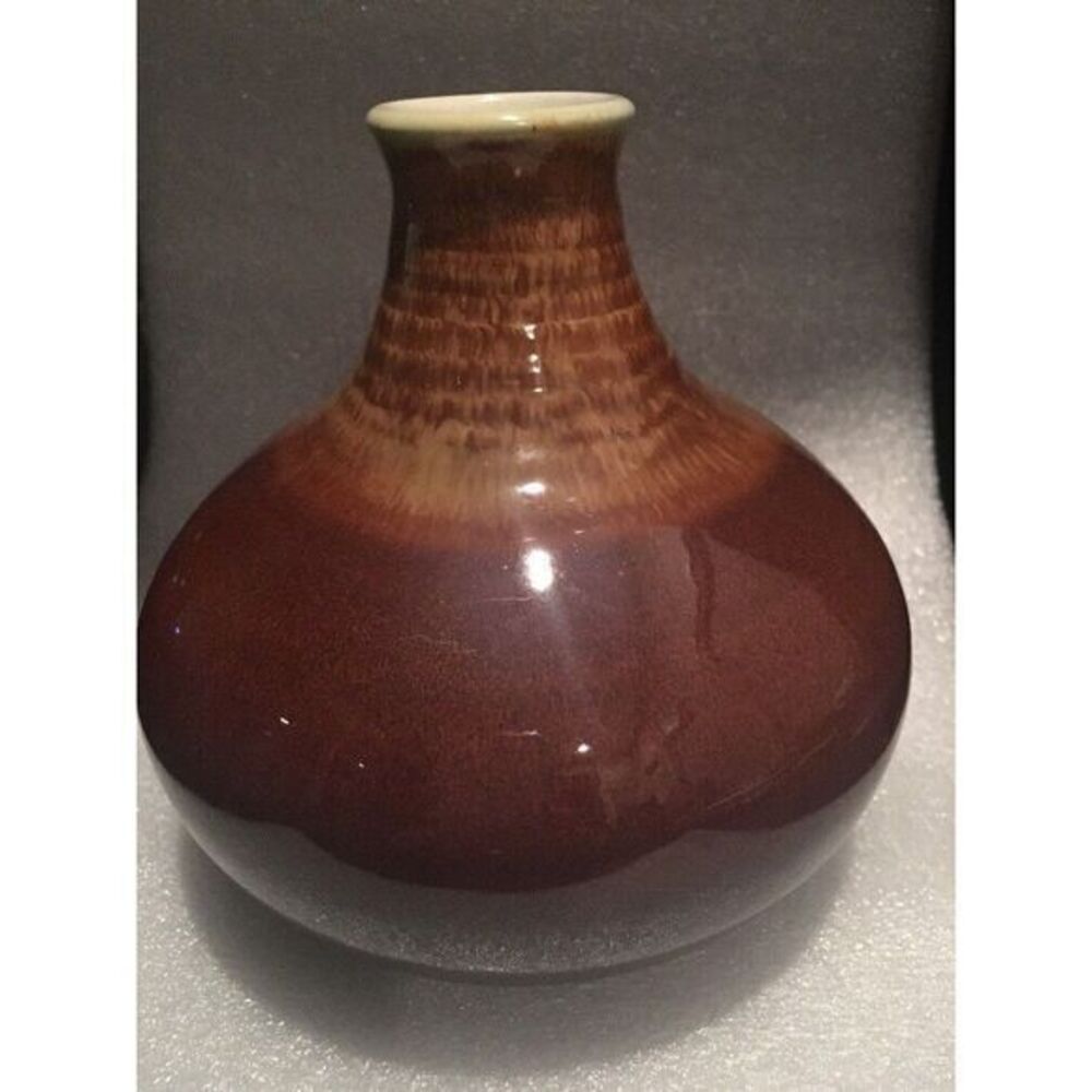 Dryden Pottery, Hot Springs, AR‎ Hand Thrown Art Pottery Vase 1983 Dark Red